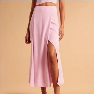 NWT Abercrombie and Fitch “Elevated Flowy Maxi Skirt”